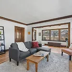 Garden Apt, Majestic Mpls Duplex